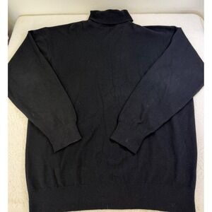 TSE Bergdorf Goodman Mens Black Cashmere Turtleneck Sweater L Quiet Luxury Flaw